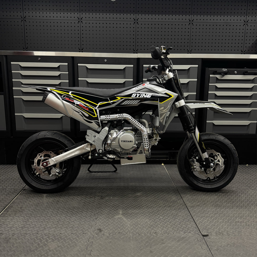 BS2220 - Milan Supermoto